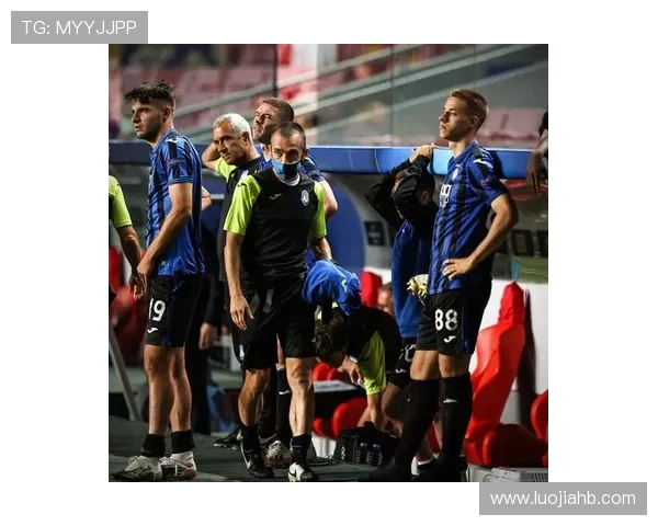 刘宇钊足球明星崛起之路揭秘他如何成为新一代球场传奇